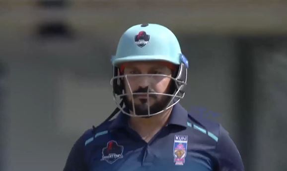 Intersoft Titans vs Royal Phantoms: Anmolpreet Singh's 90 off 56