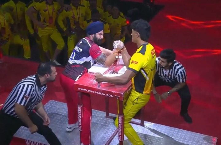 Kiraak Hyderabad vs Rohtak Rowdies | Avilie Zuyie vs Arshdeep Singh (90 Kg) | Hindi Highlights