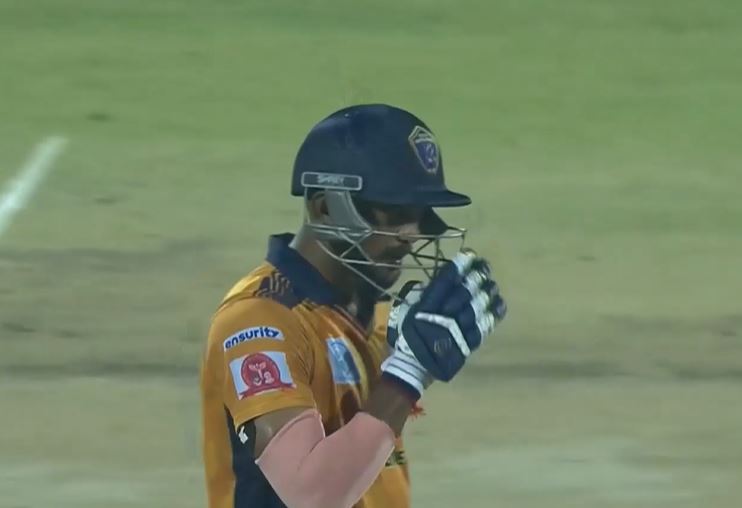 Arun Karthik's 67 off 43 | Match 16