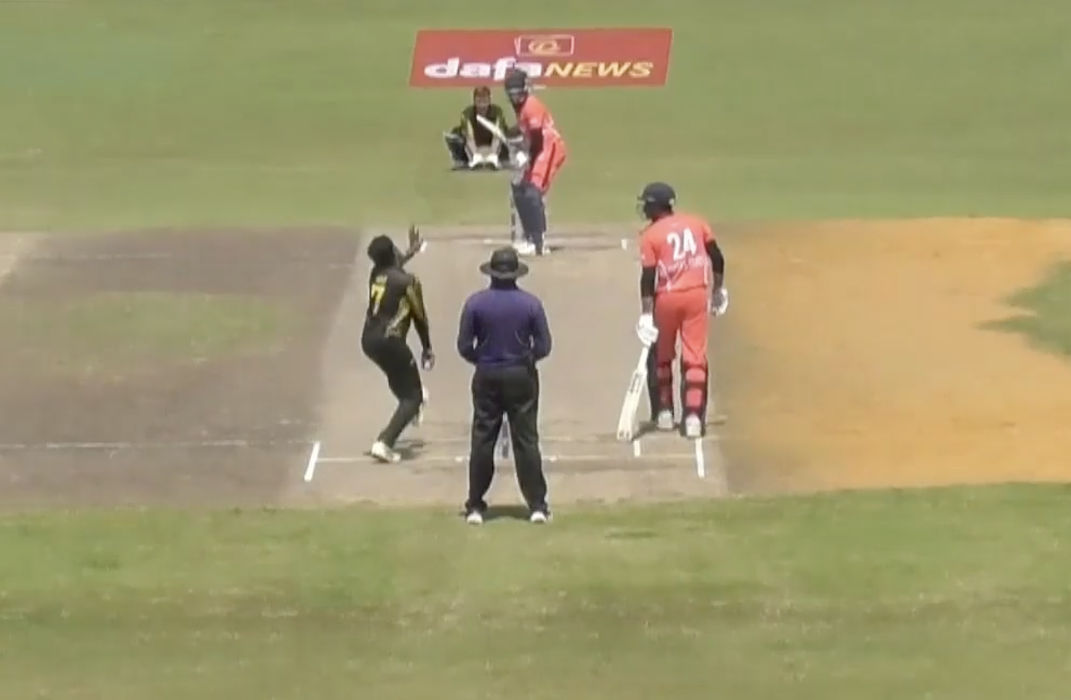 Syed Aziz's 3 for 29 | Match 9 