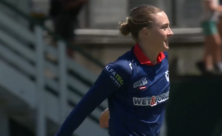 Bella Armstrong's 3 for 19 | Match 26 