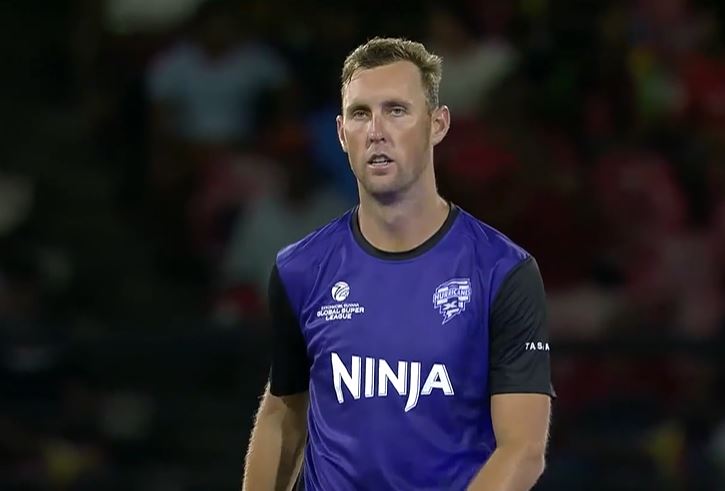 Billy Stanlake's 3 for 21 | Match 9