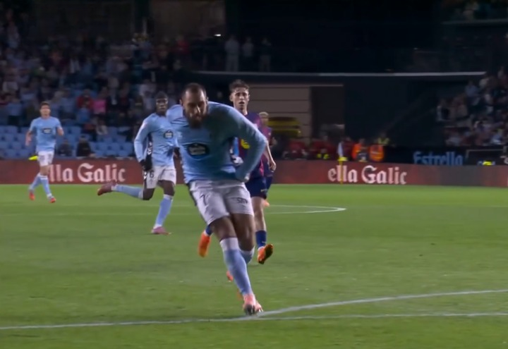 What a Hit! Borja Iglesias fired a peach from distance