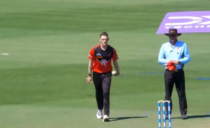 Callum Stow's 3 for 13 | Match 6
