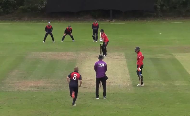 Northern Knights vs Munster Reds: Cade Carmichael's 3 for 40