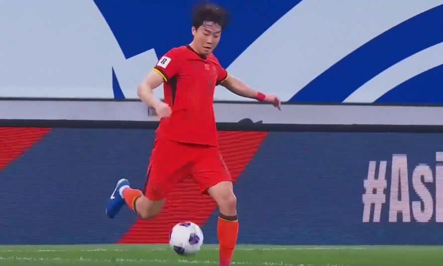 China PR scrape through 2-1 win against Indonesia 
