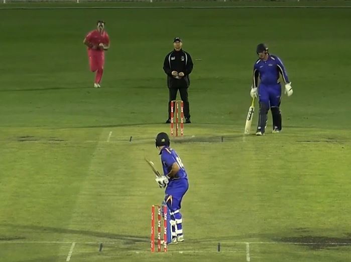 Charlie Thomas's 3 for 30 | Match 16