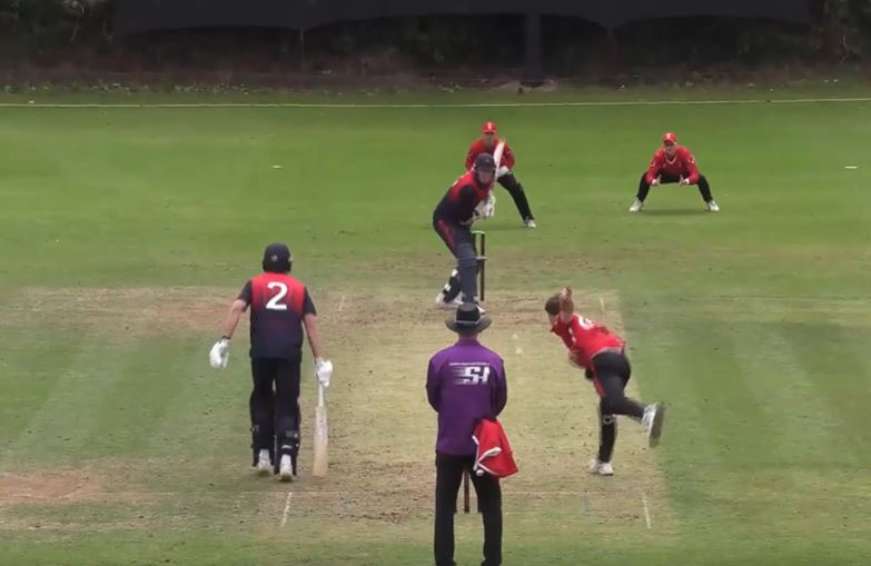 Northern Knights vs Munster Reds: Curtis Campher's 3 for 43