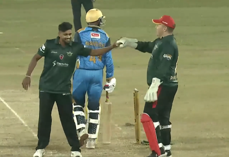 Dhananjaya Lakshan's 3 for 31 | Match 21