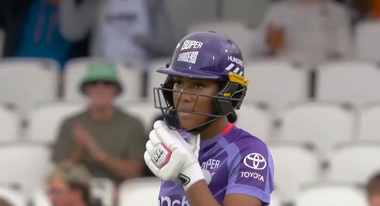 Davina Perrin's 101 off 43 | Eliminator
