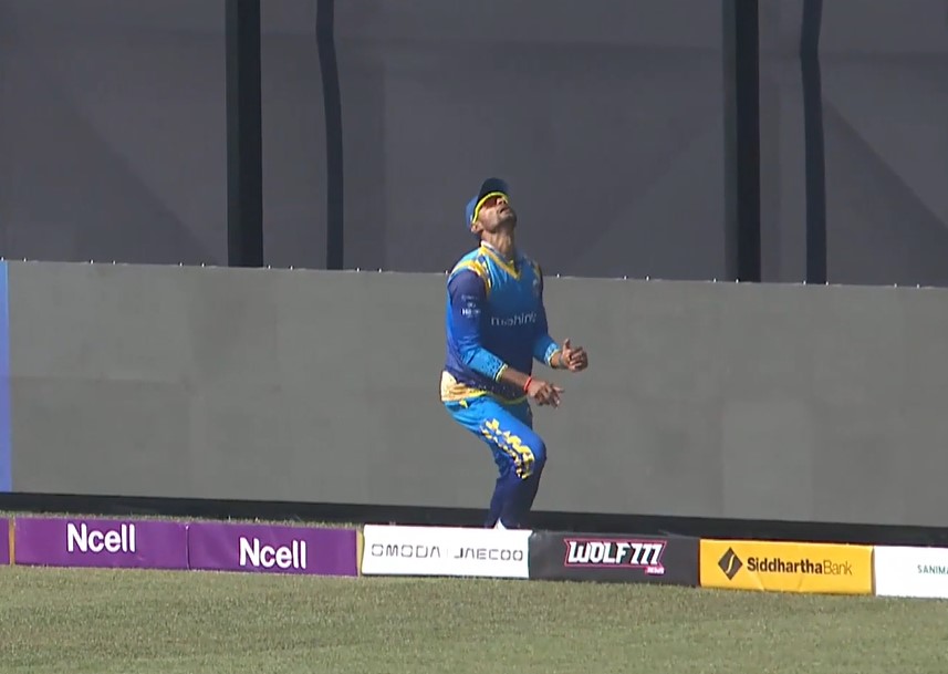 Karan KC Falls to Dev Khanal’s jaw-dropping relay catch at the boundary!