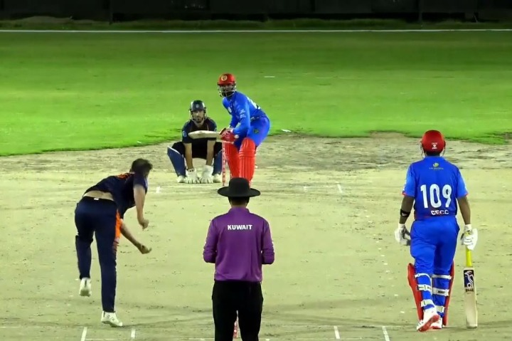 Akalanka Dilshan's 52 off 38 | Match 7