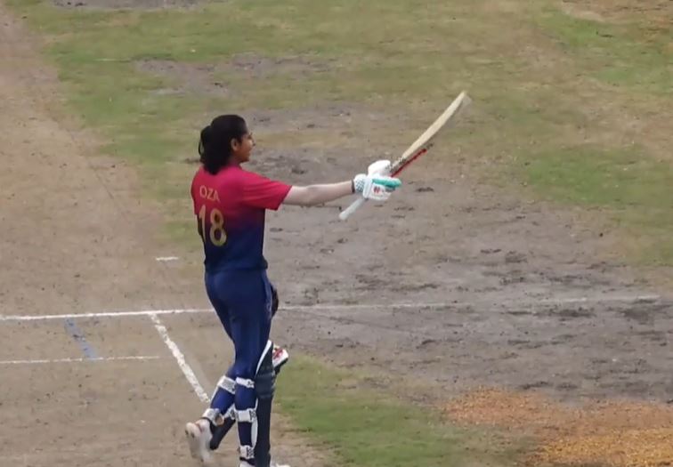 Esha Oza's 113 off 55 | Match 6