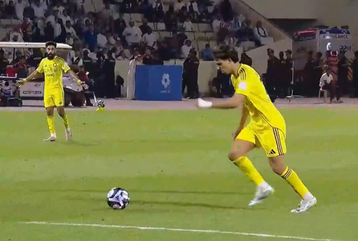 From Press to Power! Joao Felix rocketed it home