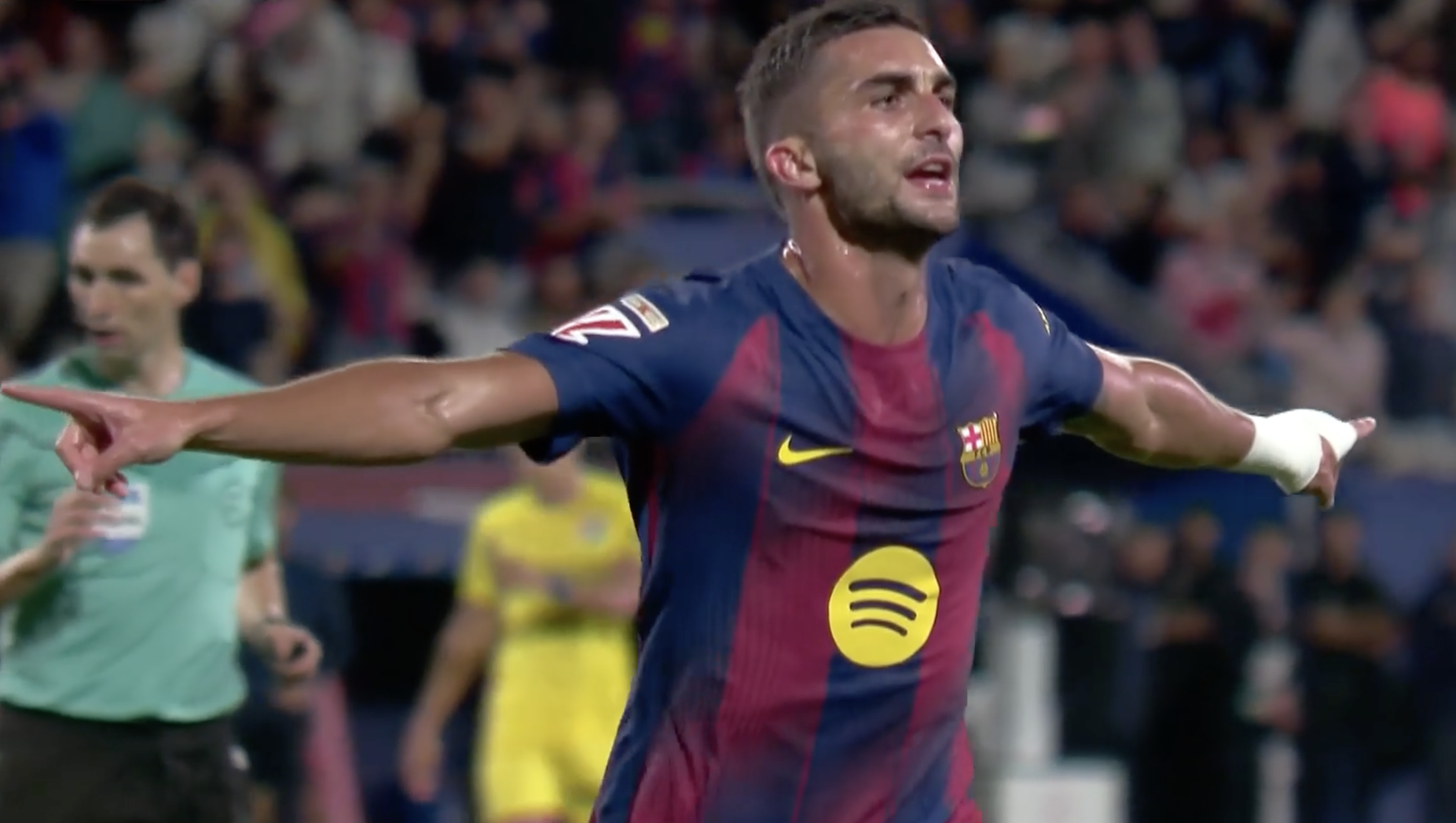 BEAUTIFUL TEAM GOAL! Ferran broke the deadlock for Barca