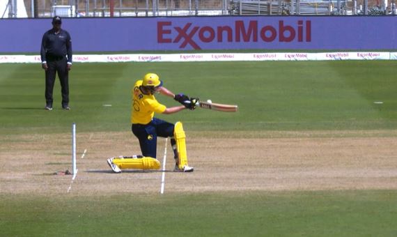 Match 4: Lahore beat Hampshire by 4 runs