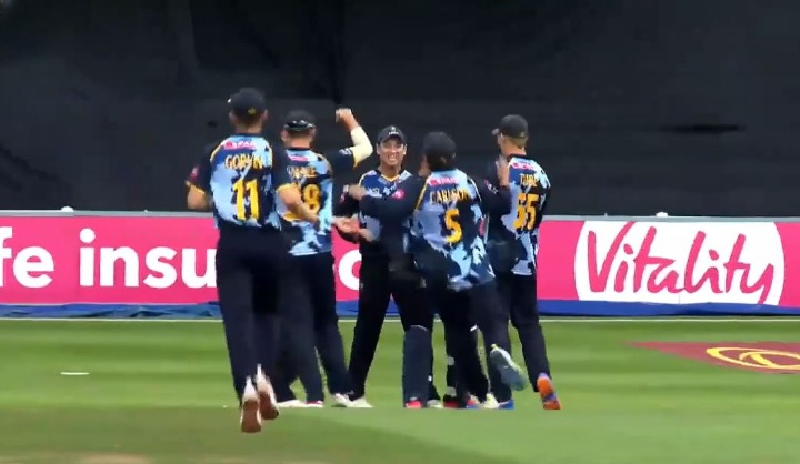 Glamorgan beat Somerset by 2 runs | Match 73