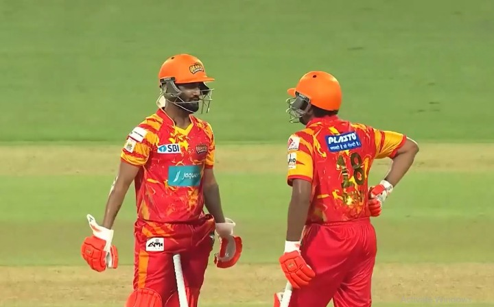 Orange Tigers beat Nagpur Heroz by 4 wickets | Match 3