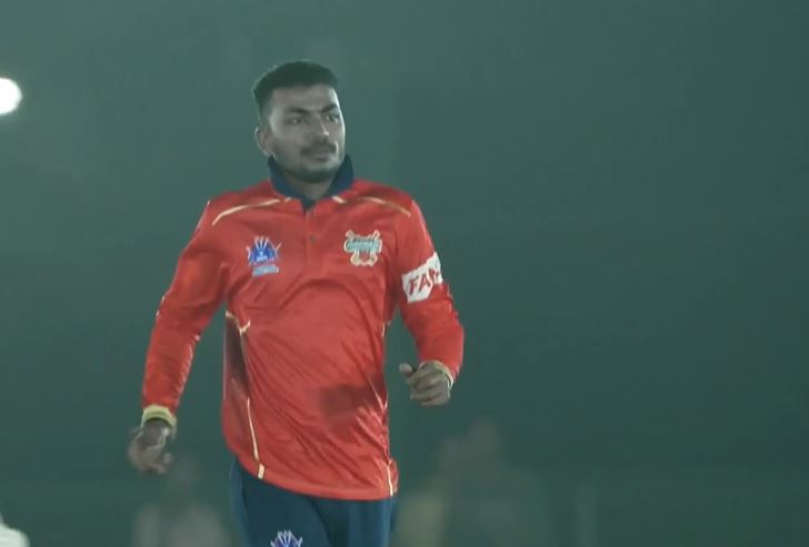 Hemant Buchade's 3 for 9 | Match 6