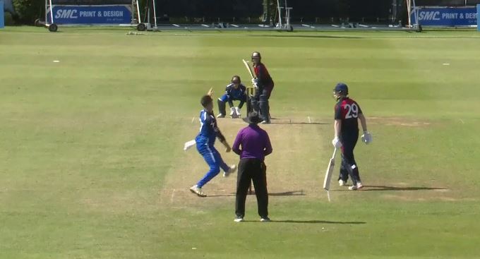 Gavin Hoey's 4 for 27 | Match 24