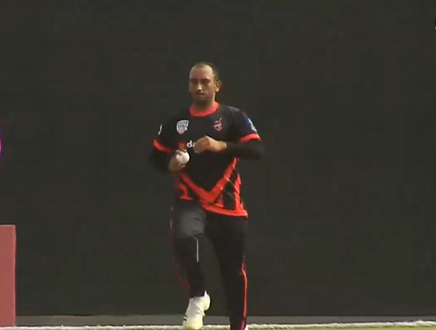 Ibrar Hussain's 3 for 28 | Match 2