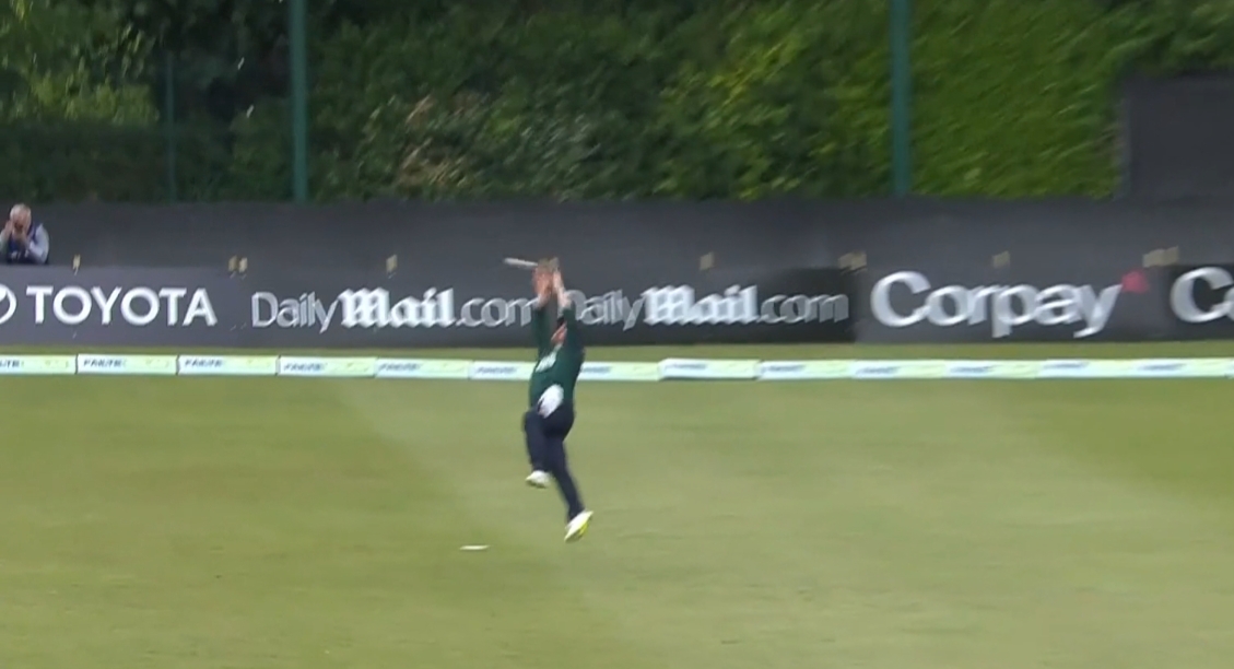 STUNNER! Paul Stirling pulled off an outrageous grab