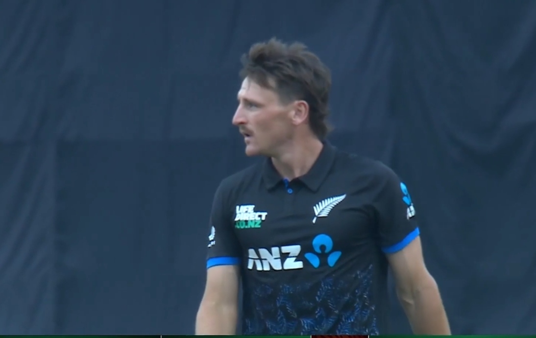 WW! Nathan Smith dazzles with a double strike