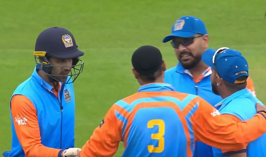 India beat England by 3 wickets