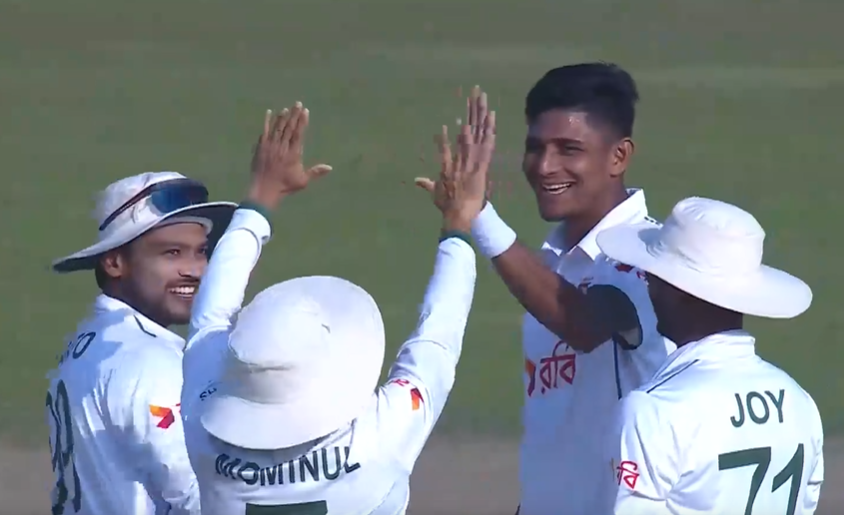 Ireland trail Bangladesh by 215 runs | 1st Test, Day 3