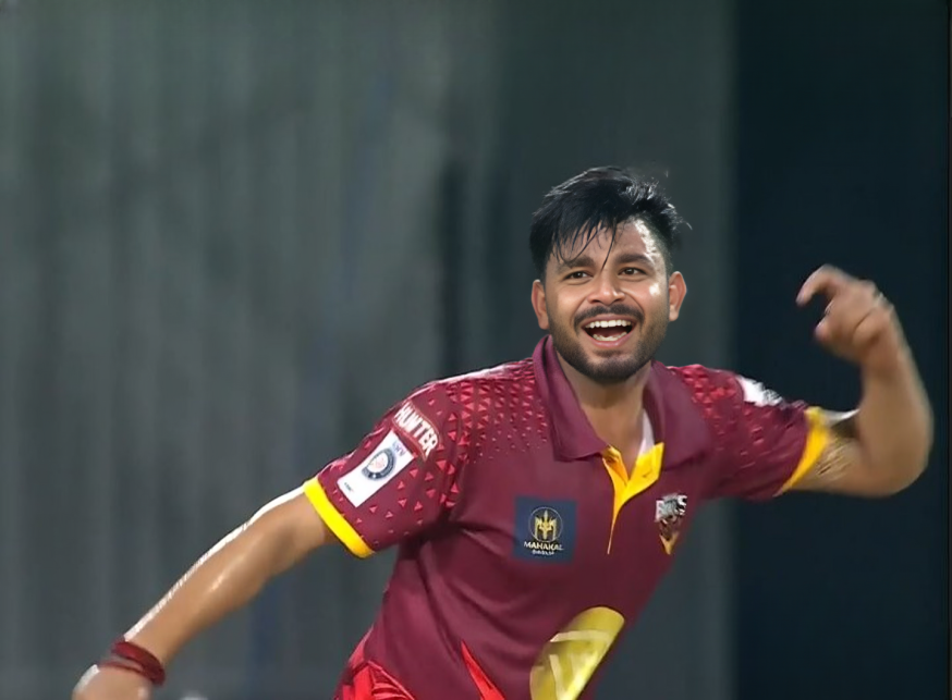 Saumy Pandey's 3 for 36 | Match 21