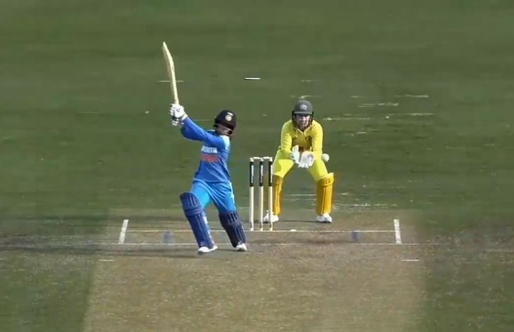 Tanuja Kanwer's 50 off 57 | 2nd ODI