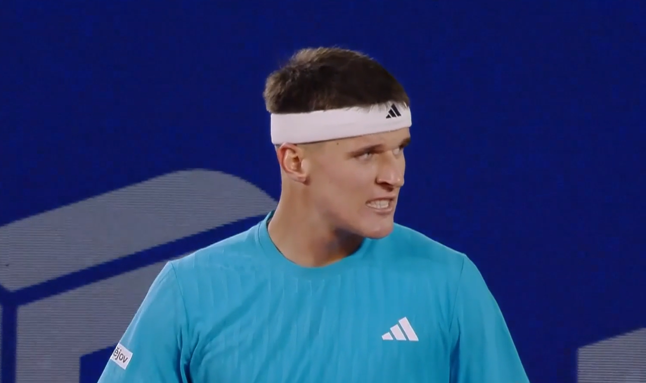  Jakub Mensik vs Jan-Lennard Struff | Day 2 | Centre Court 