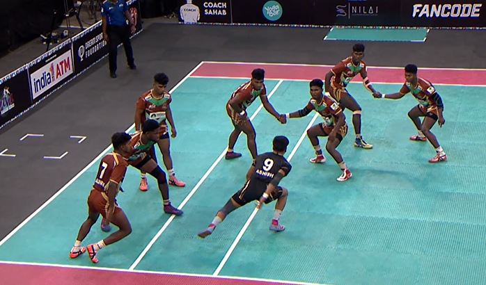 Ashish Bhati's Kabaddi ka kamaal performance