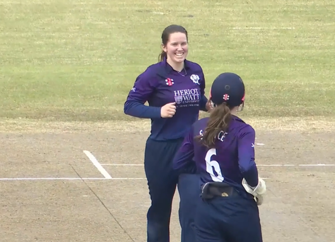 Katherine Fraser's 3 for 9 | Match 16