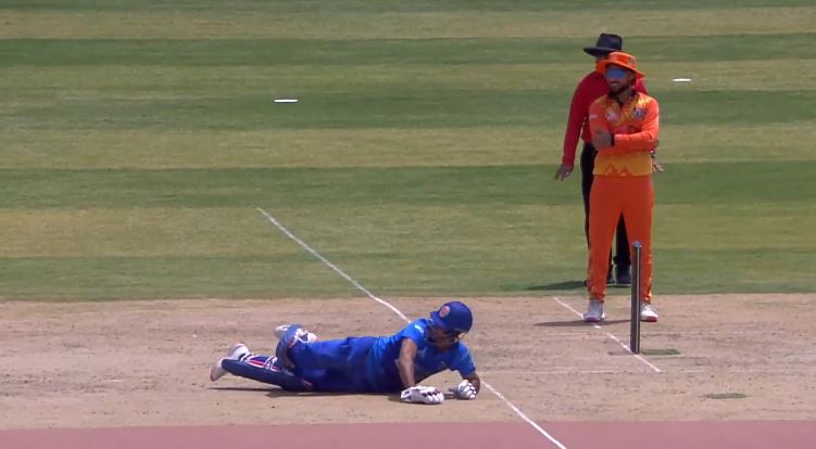 Bizarre Run-out! Kamal given out despite making his ground