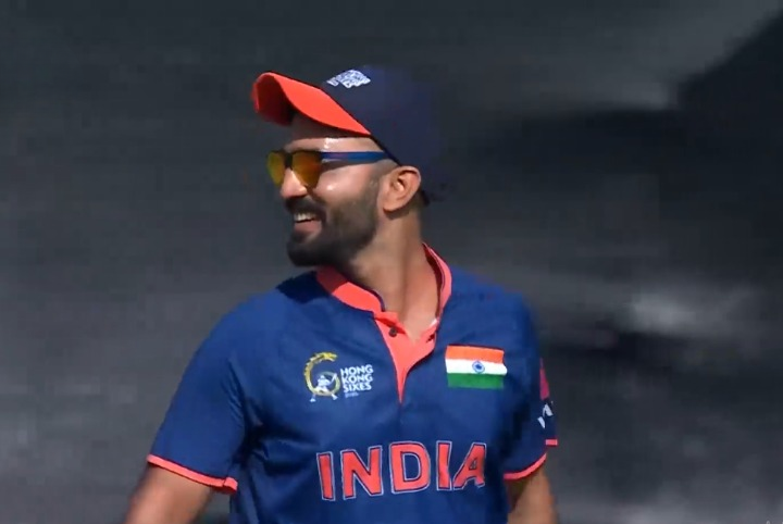 From Stumps to Strikes! Dinesh Karthik stunned all with a wicket