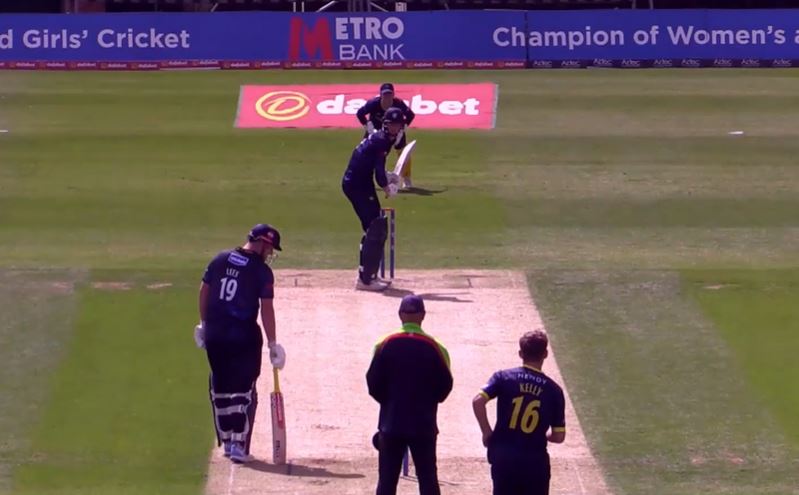 Durham vs Hampshire: Dominic Kelly's 3 for 48