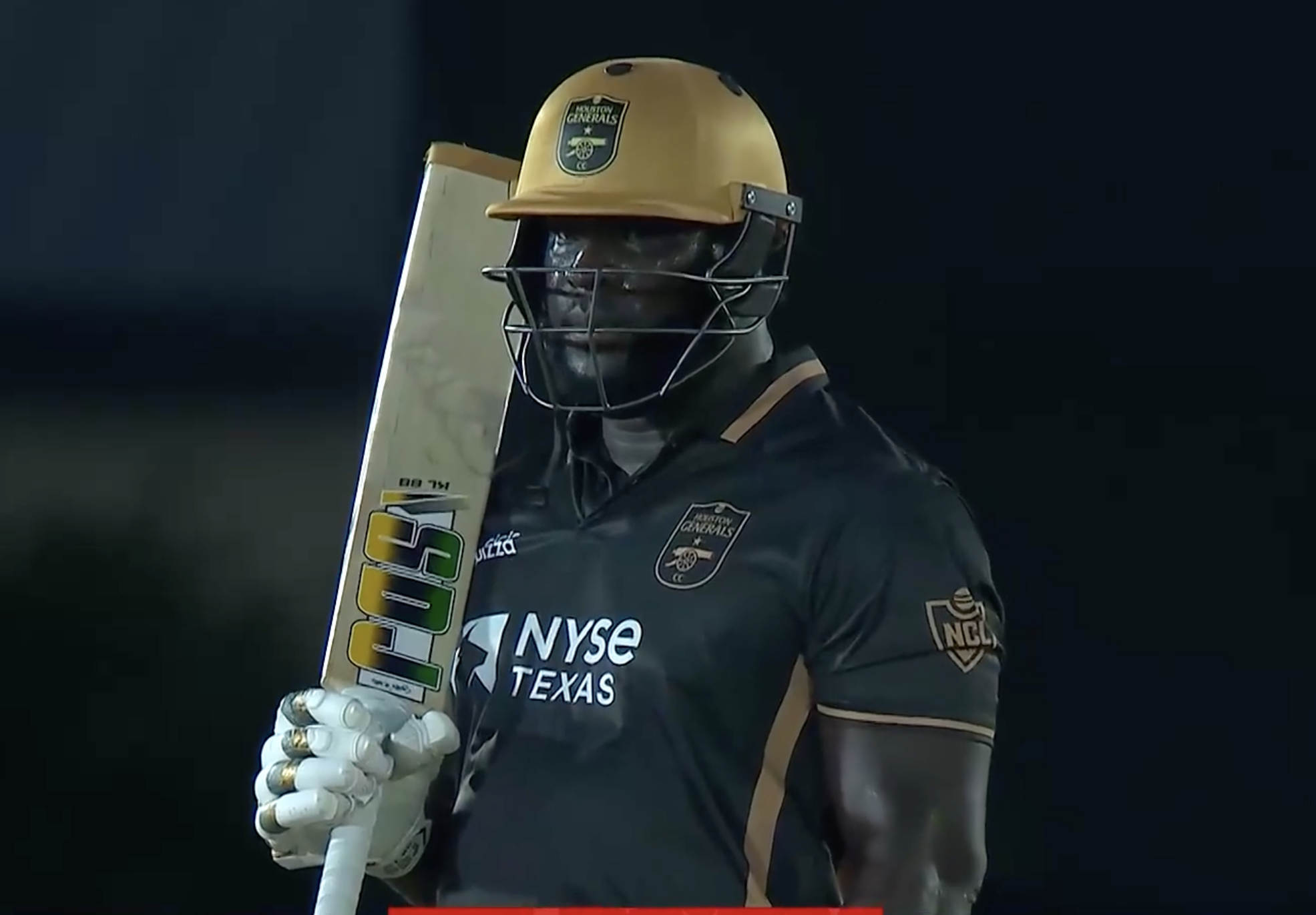 Kennar Lewis's 40 off 15 | Match 8