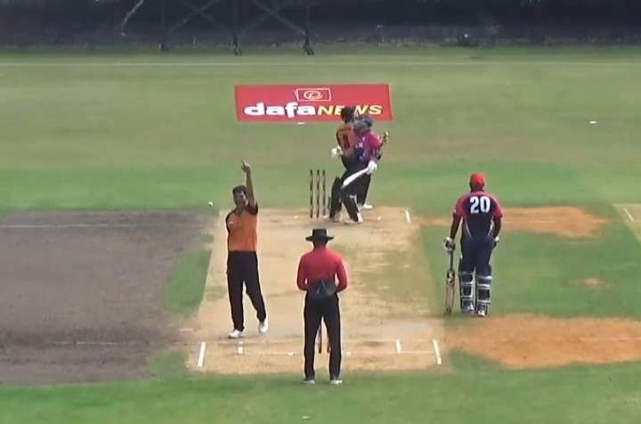Muhammad Khairullah's 3 for 25 | Match 9
