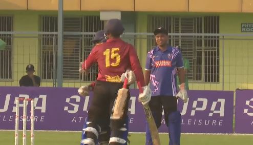 Jhargram Firebolts beat Alipurduar Thunders by 5 wickets | Match 2