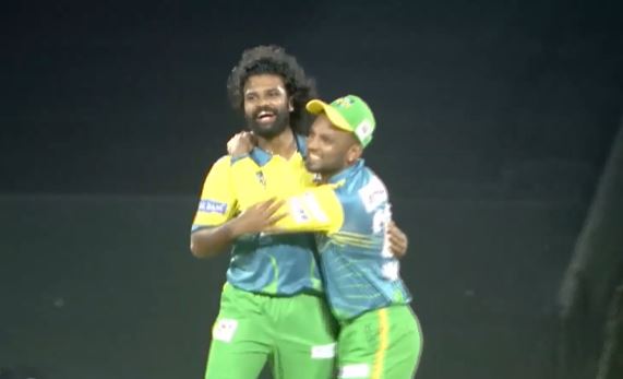 Calicut Globstars vs Thrissur Titans: Monu Krishna's 3 for 22