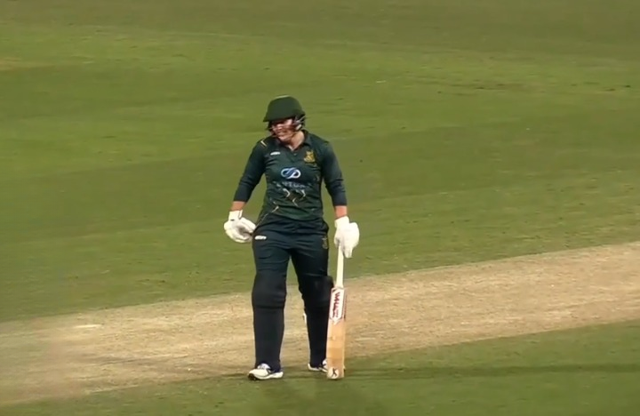 Laura Harris's 75 off 31 | Final 