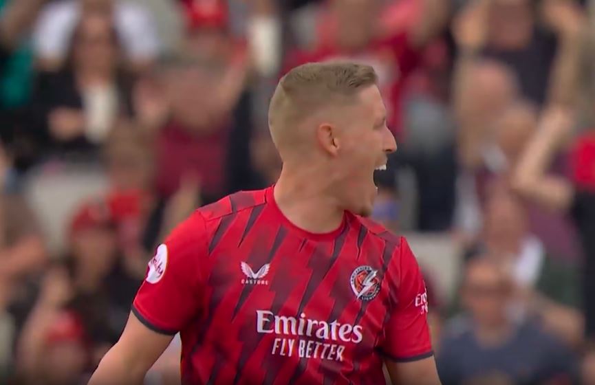 Luke Wood's 3 for 29 | Quarter-final