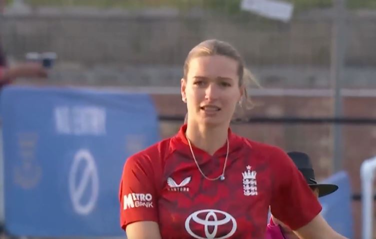 Lauren Bell's 3 for 28 | 2nd T20I 
