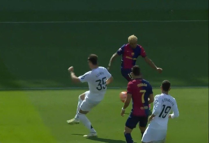 MAGICAL! Yamal scored with a bending beauty