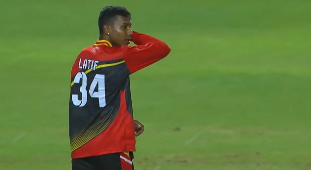 Riyad Latiff's 4 for 25 | Match 12