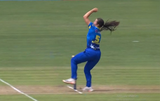 Louisa Kotkamp's 3 for 24 | Match 5