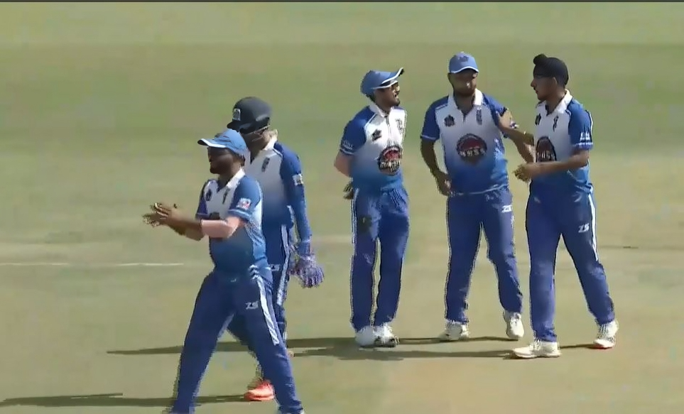 Intersoft Titans beat JK Super Strikers by 6 wickets 