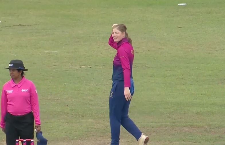 Michelle Botha's 3 for 11 | Match 6
