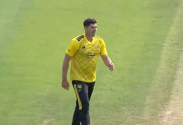 Marchant De Lange's 4 for 20 | Match 109